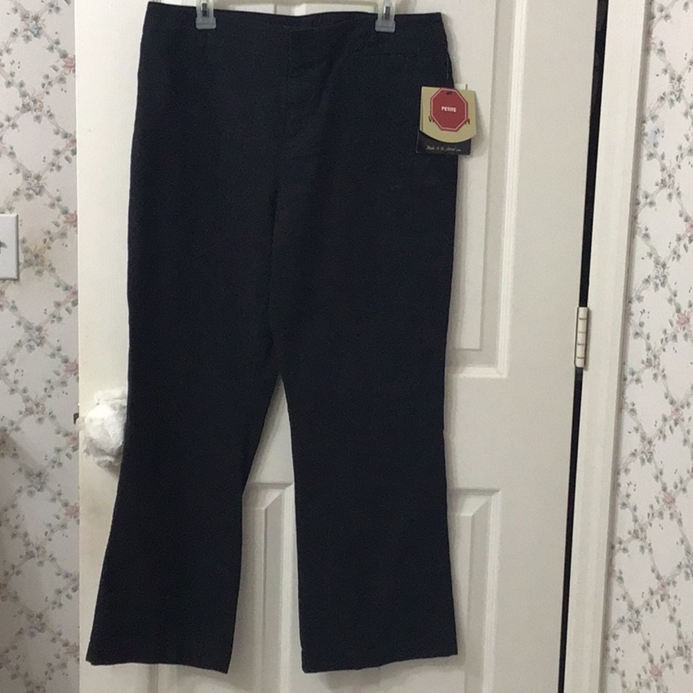 Woolrich Wide-Leg Pants Size 14P | High Quality, Classic Back Slit Pockets